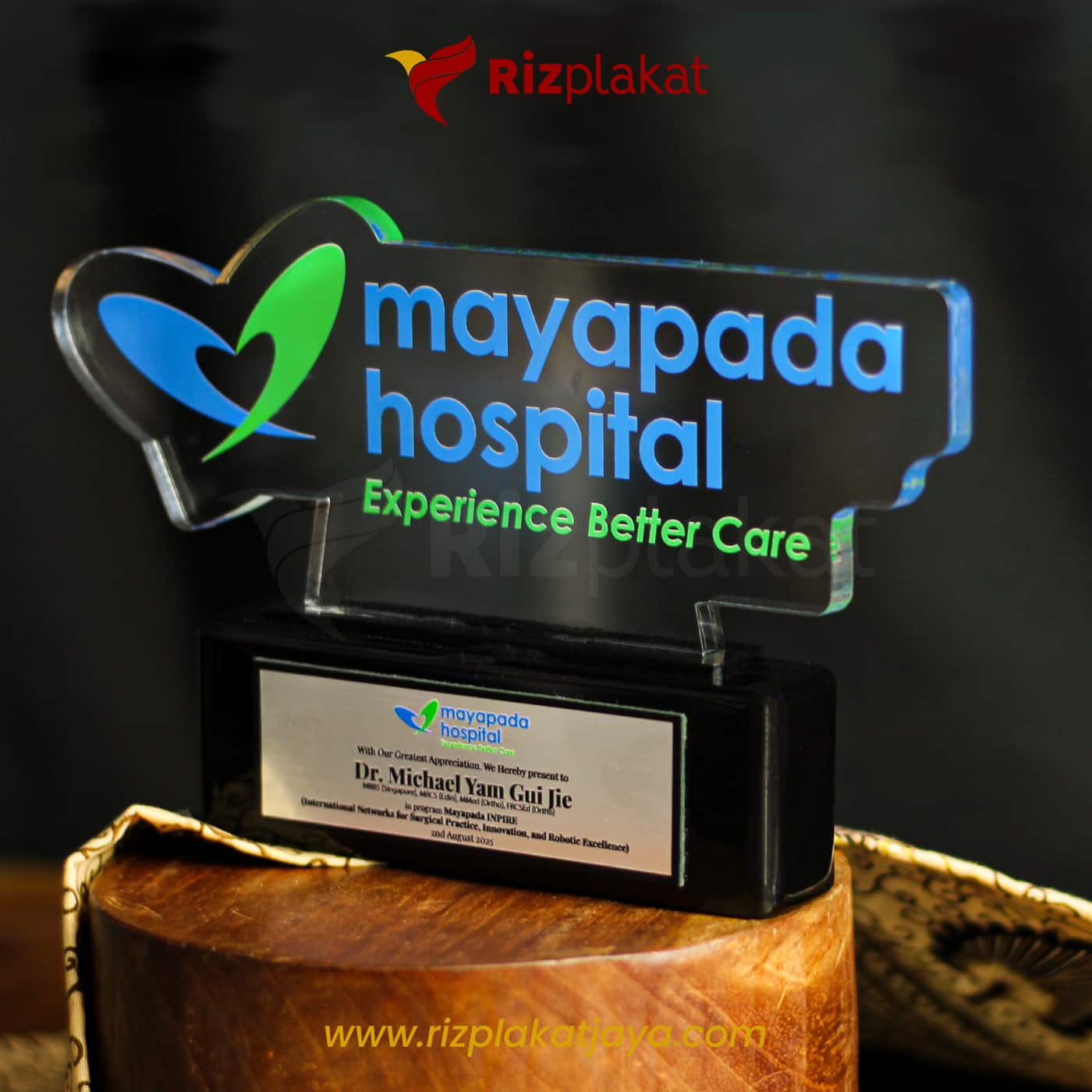 PLAKAT AKRILIK mayapada