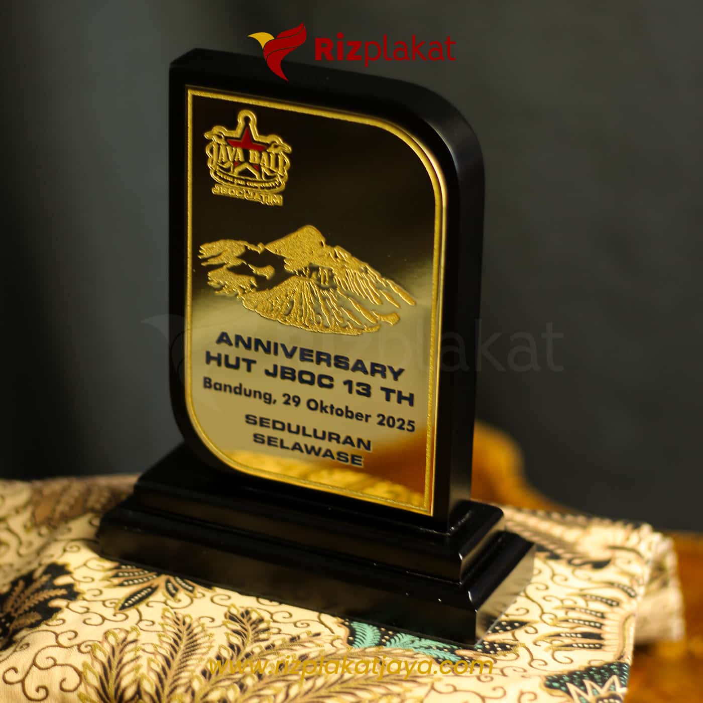 PLAKAT KAYU ANNIVERSARY