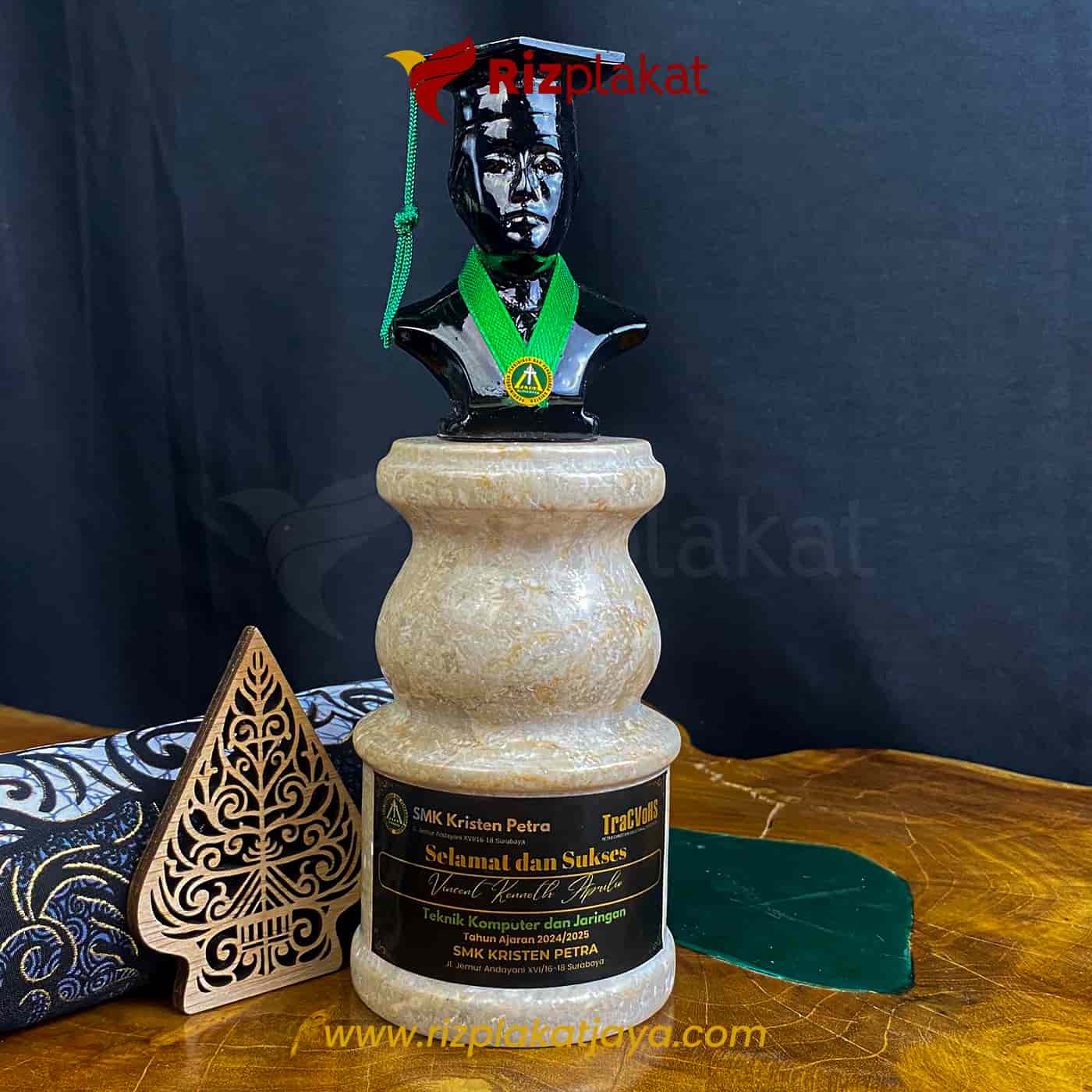 PLAKAT MARMER SMK KRISTEN PETRA